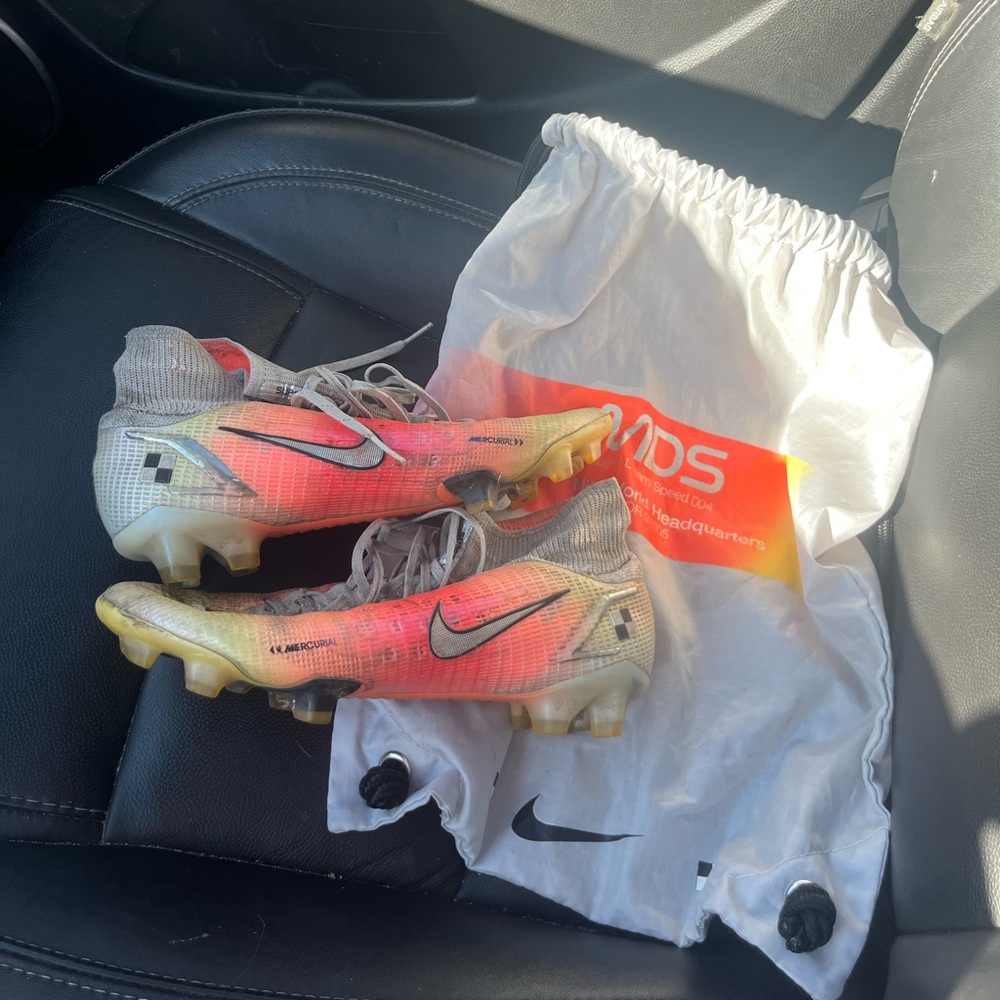 nike soccer cleats